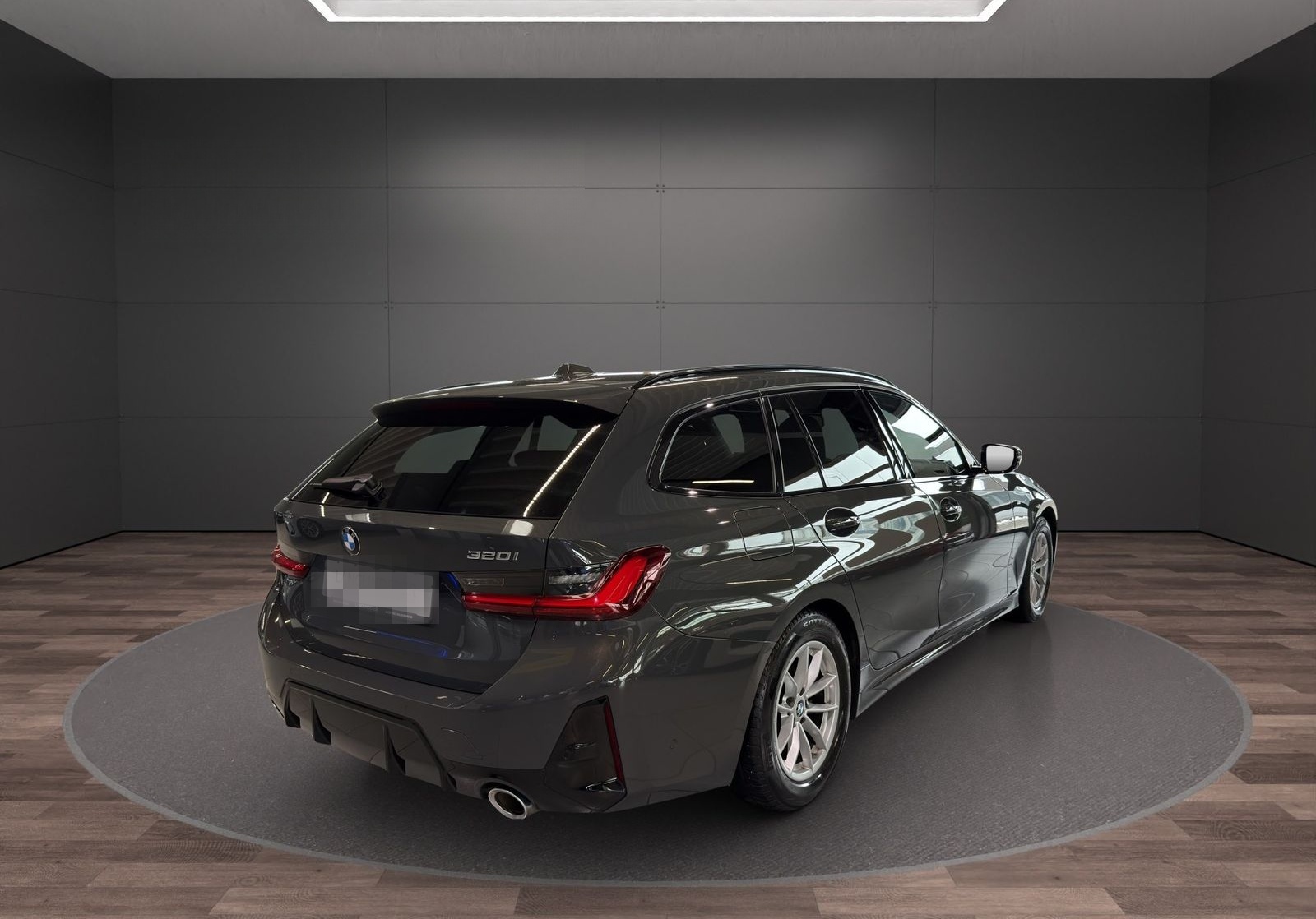 BMW 320i Touring MSport NP67648,- Parking&DrivingAss foto 2