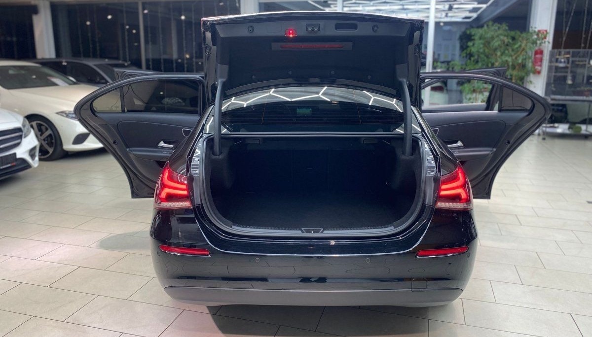 Mercedes-Benz A 180 d Limousine Automatik Navi Teilleder Tempo foto 18
