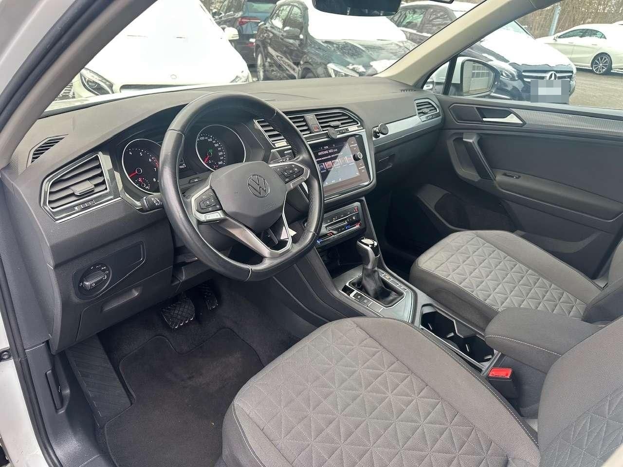 Volkswagen Tiguan 1.5 TSI Life Automatik foto 14