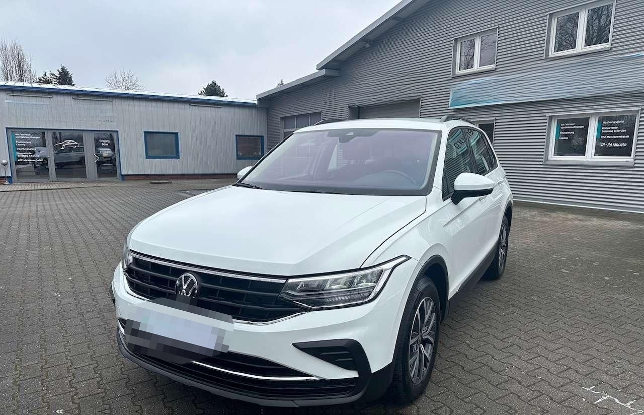 Volkswagen Tiguan 1.5 TSI Life Automatik foto 3