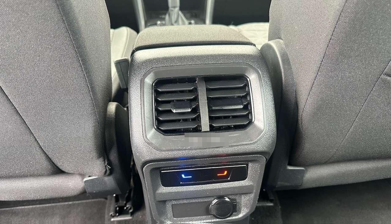 Volkswagen Tiguan 1.5 TSI Life Automatik foto 21