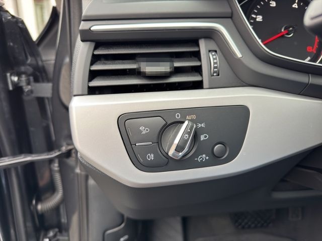 Audi A4 Avant 40 TDI S line Competition Edition AHK foto 19