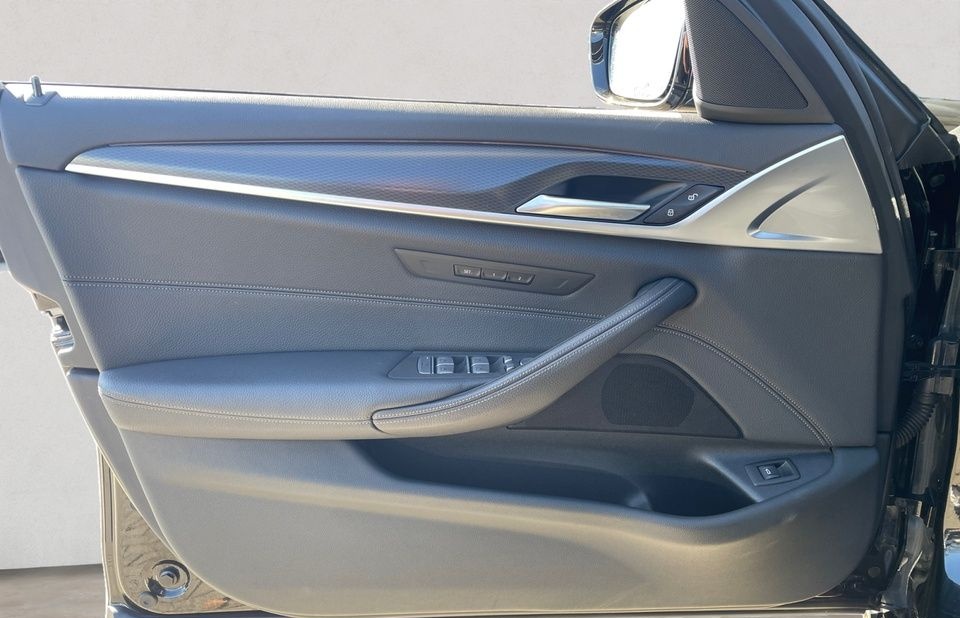 BMW 540d xDrive Touring M Sport + GARANTIE foto 9