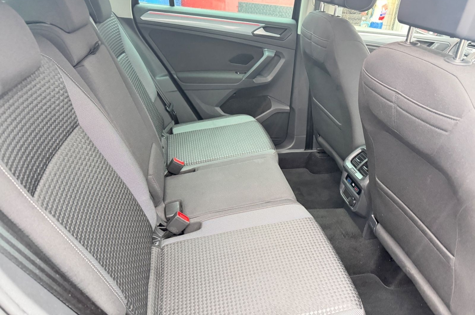 Volkswagen Tiguan Active NAVI LED APP-Connect CAM ASSISTENZ foto 13