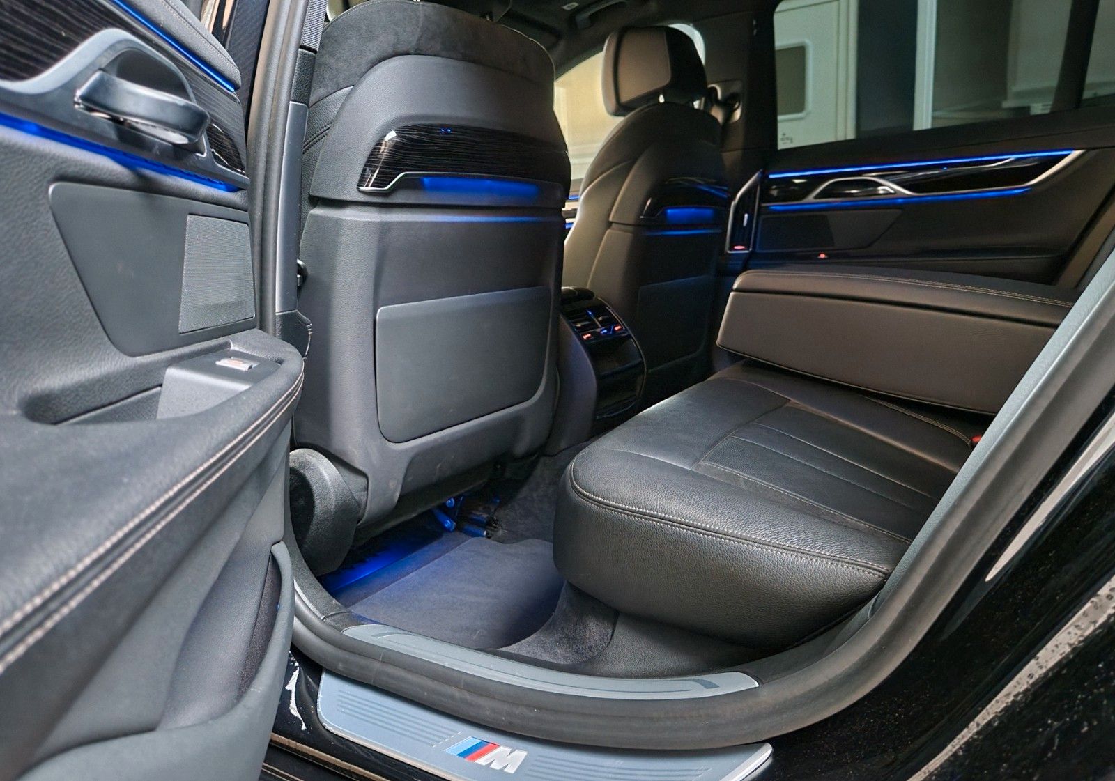 BMW G11 730d M-SPORTPAKET-CARBON-MASSAGE-SCHIEBEDACH foto 13