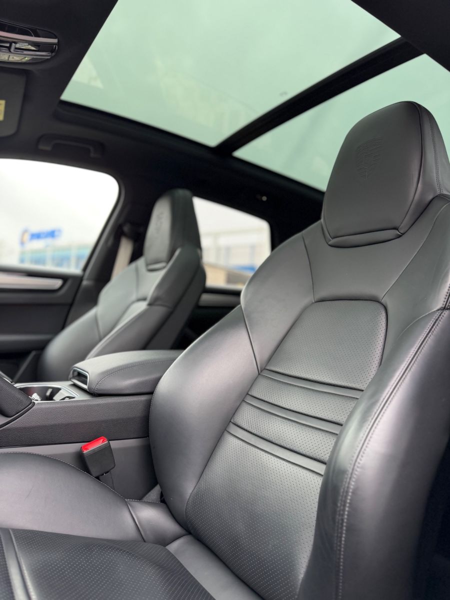 Porsche Cayenne Platinum Edition foto 17
