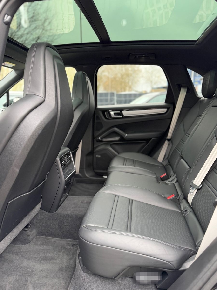 Porsche Cayenne Platinum Edition foto 9
