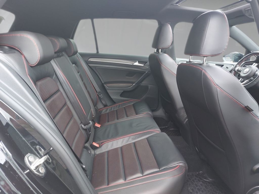 Volkswagen Golf GTI DSG PANO Leder REMUS MAM Felgen SHZ PDC foto 5