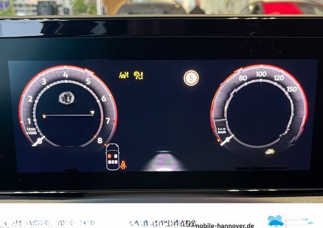 Volkswagen T-Roc R-Line 1.5 l eTSI OPF 110 kW (150 PS) 7-Ga foto 14