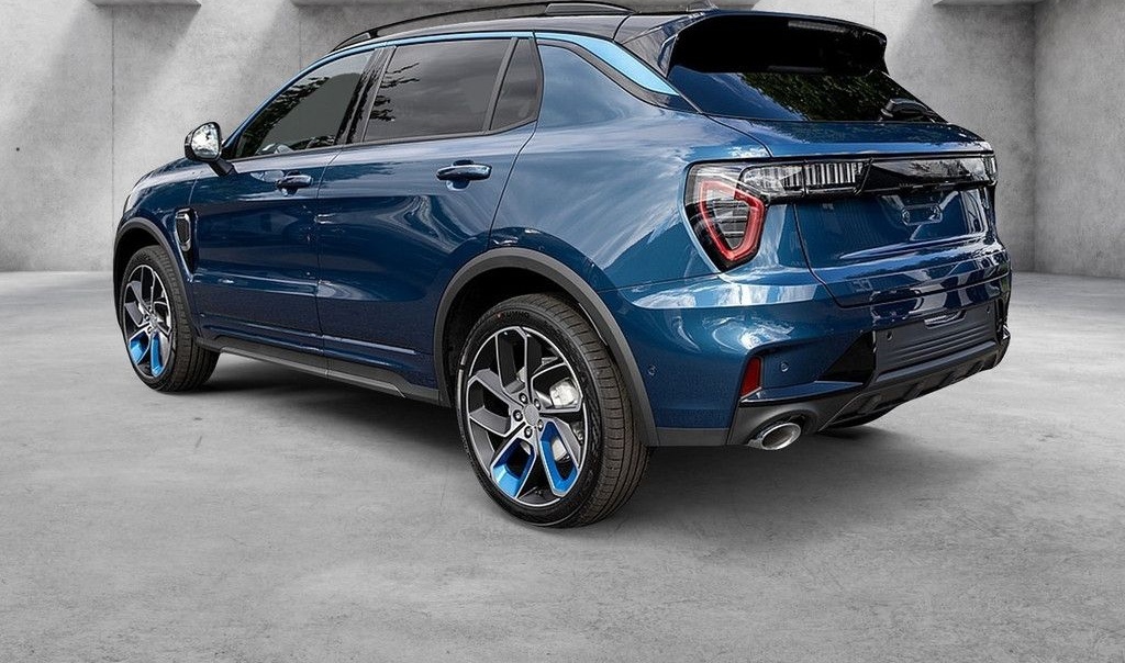 Lynk&Co 01 PHEV ACC PANORAMADACH AHK foto 3