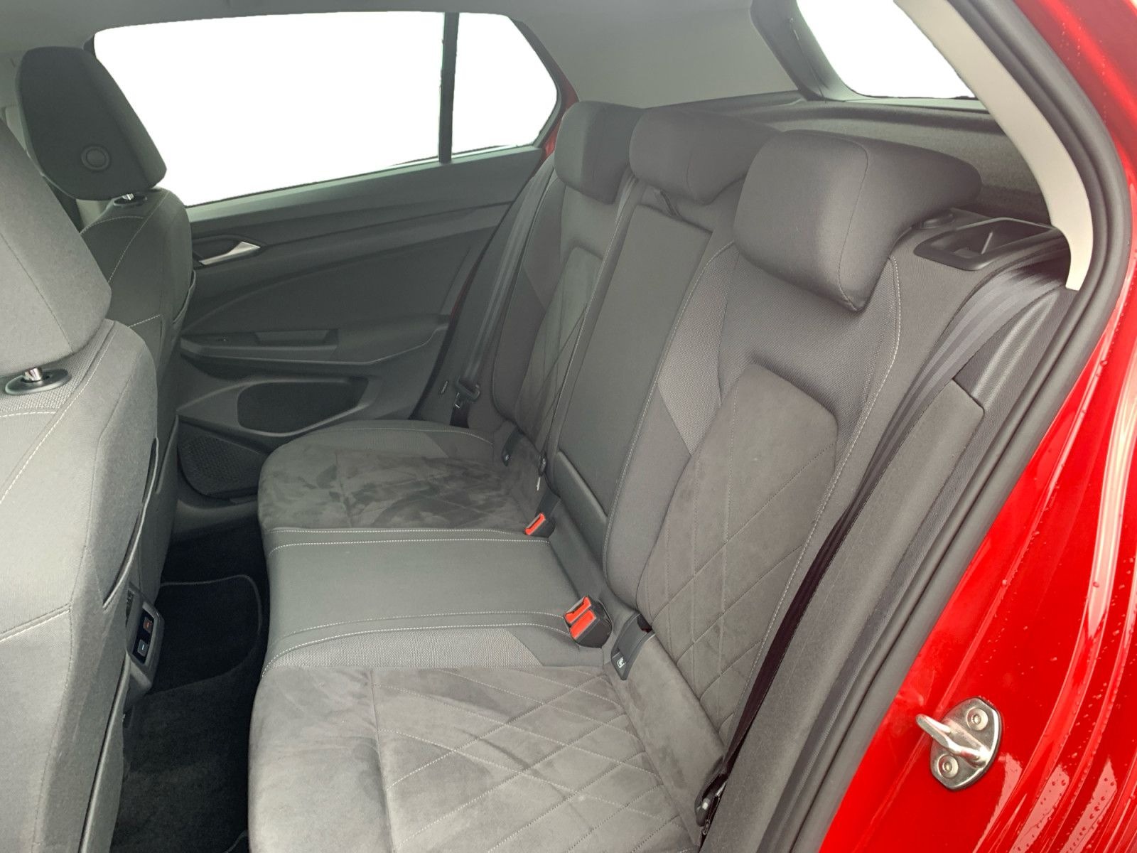 Volkswagen Golf 1.0eTSI Life DSG ACC Navi PDC Keyless Sitzh foto 11