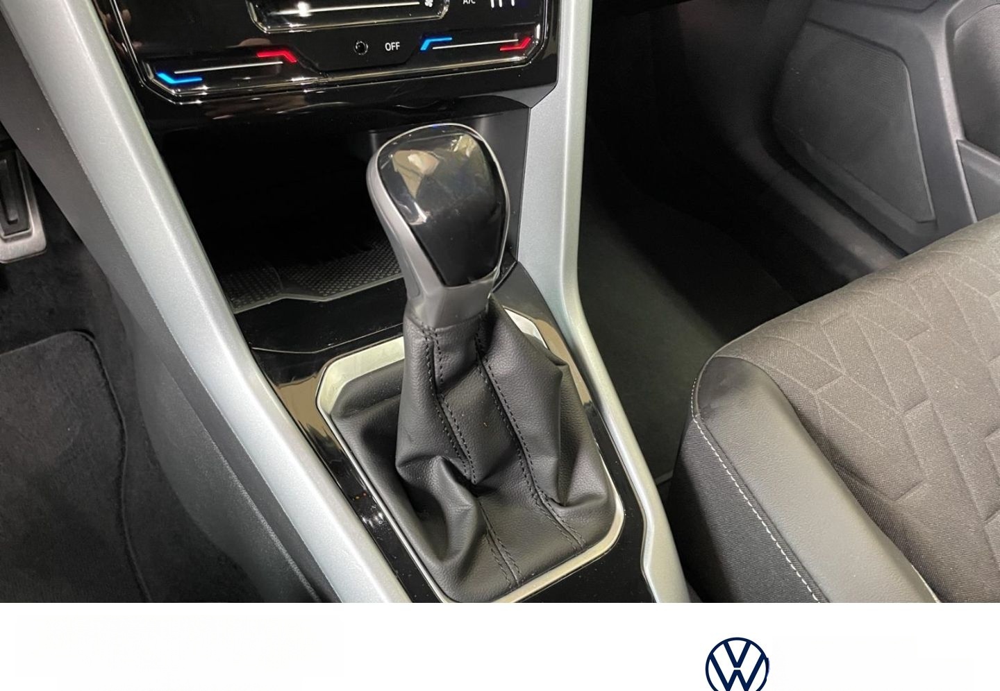 Volkswagen T-Roc 1.0 TSI Goal Life LED Navi DAB Tel.-Vorb.  foto 13