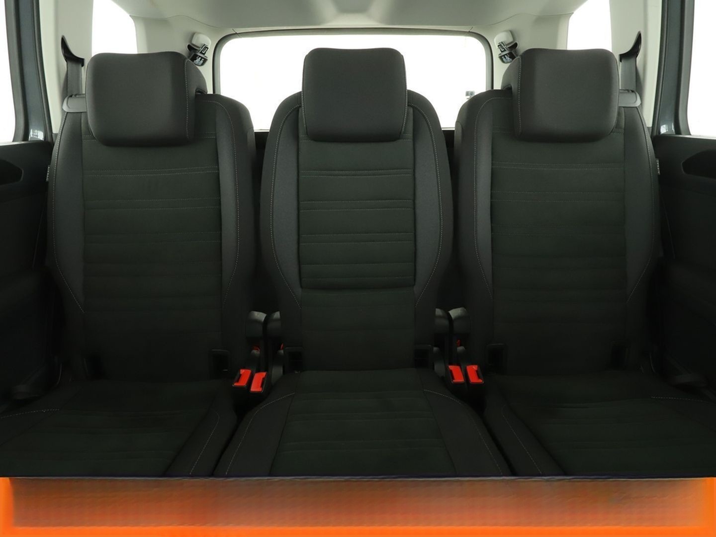 Volkswagen Touran 1.4 TSI Highline BlueMotion Tech Aut.*NAV foto 16