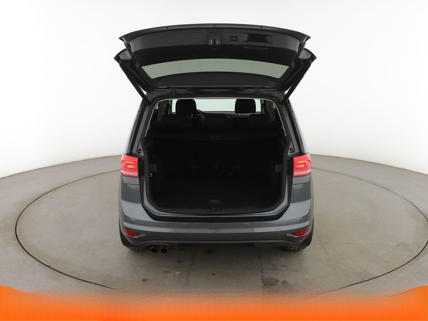 Volkswagen Touran 1.4 TSI Highline BlueMotion Tech Aut.*NAV foto 17