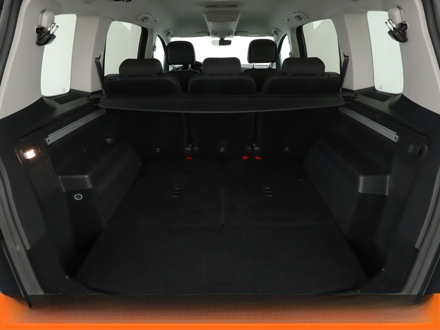 Volkswagen Touran 1.4 TSI Highline BlueMotion Tech Aut.*NAV foto 18