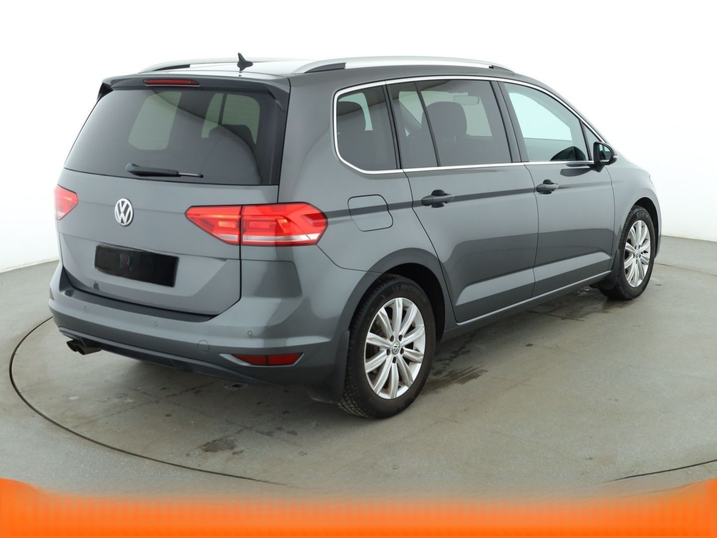 Volkswagen Touran 1.4 TSI Highline BlueMotion Tech Aut.*NAV foto 6