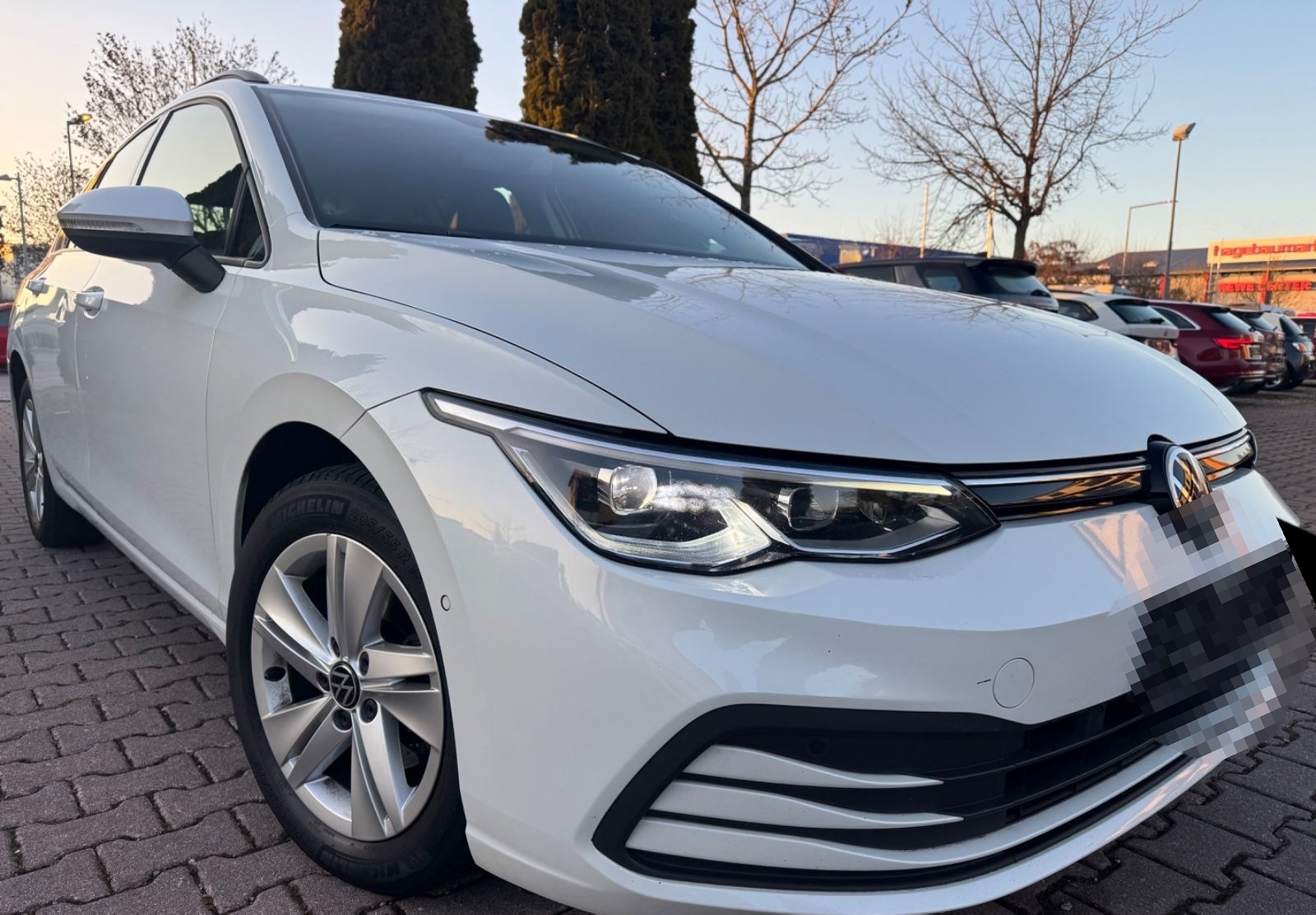 Volkswagen Golf VIII Variant Life eTSI-Mildhybrid AUTOMATIK foto 2