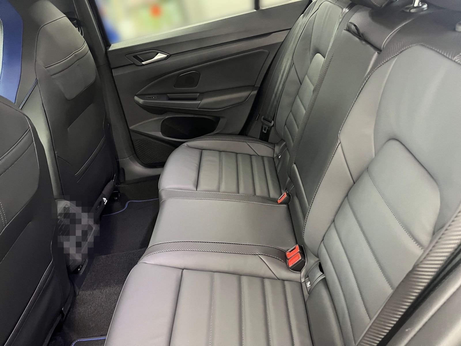 Volkswagen Golf VIII Variant 2.0 TSI DSG 4Motion R Navi Led foto 10