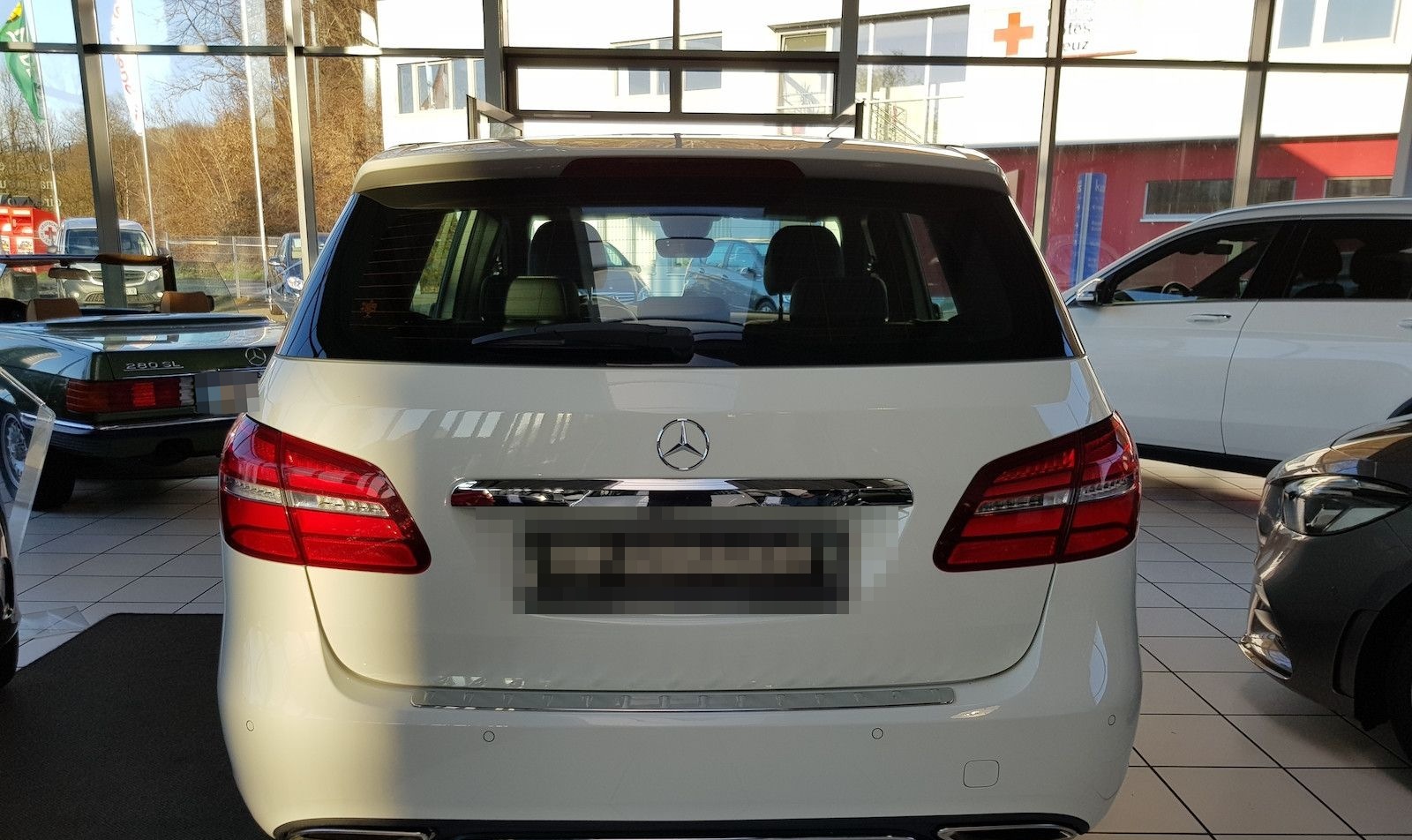Mercedes-Benz B 200 URBAN COMAND LED DISTR TOTW KAMERA KEYLESS foto 13