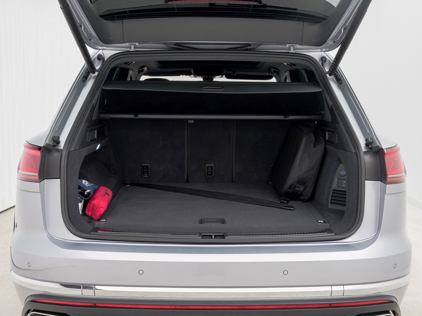 Volkswagen Touareg 3.0 V6 TSI eHybrid Elegance*4M*360*PANO* foto 23