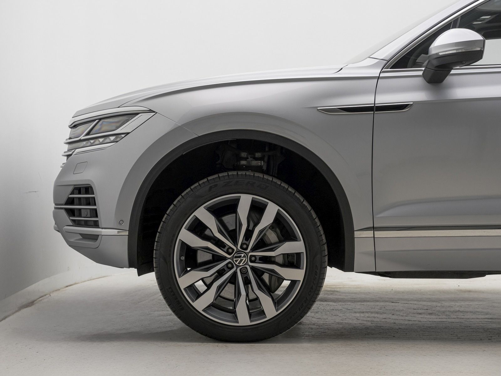 Volkswagen Touareg 3.0 V6 TSI eHybrid Elegance*4M*360*PANO* foto 9