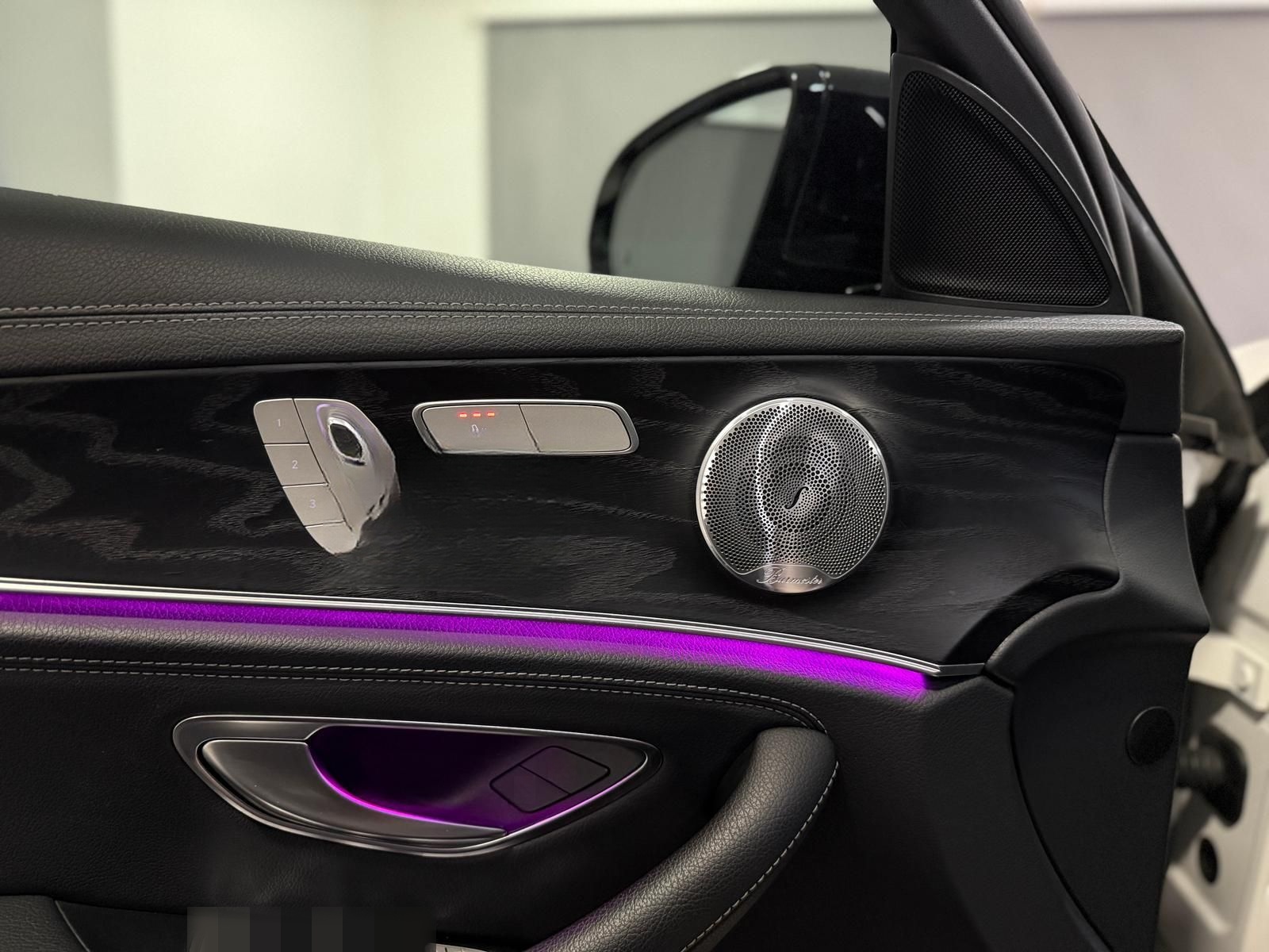 Mercedes-Benz E 300 de 9G AMG-LINE*PANO*DISTR.*AIRMATIC*MEMORY foto 14