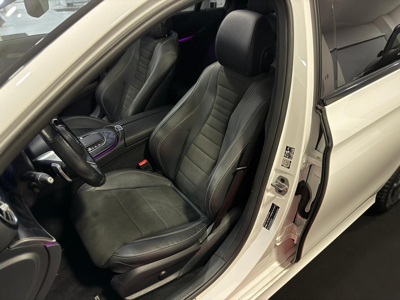 Mercedes-Benz E 300 de 9G AMG-LINE*PANO*DISTR.*AIRMATIC*MEMORY foto 15