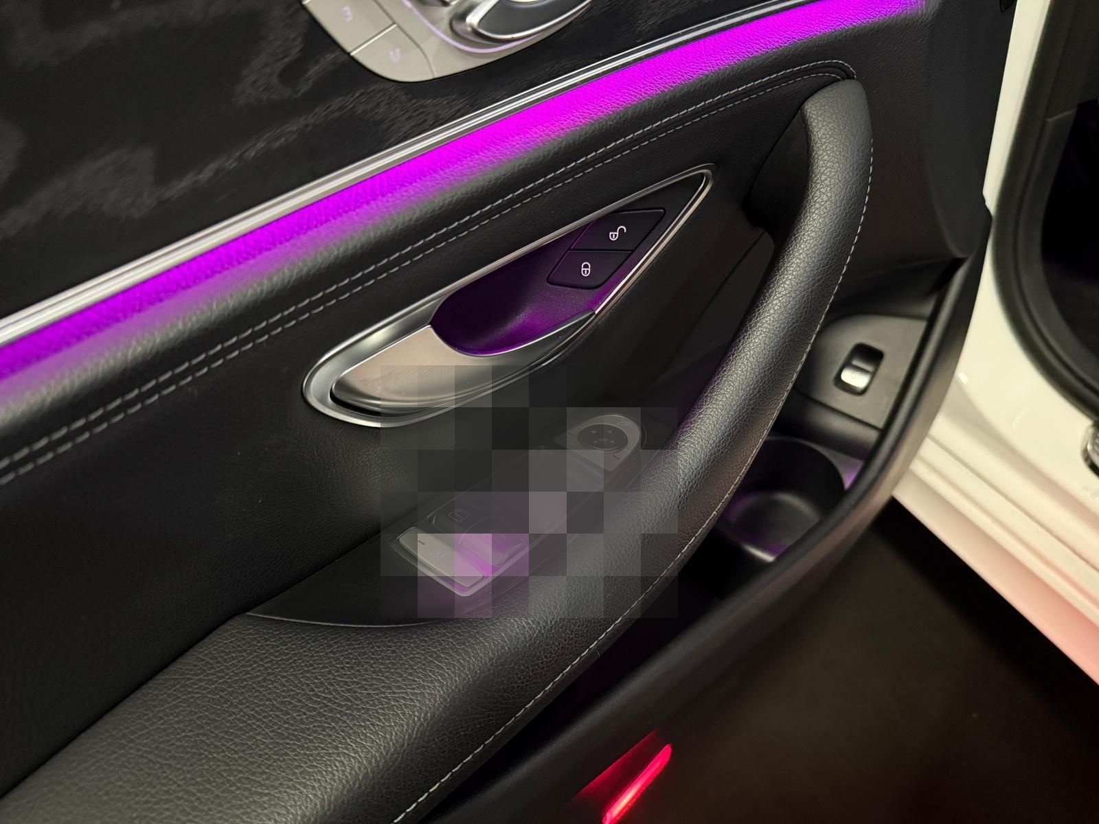 Mercedes-Benz E 300 de 9G AMG-LINE*PANO*DISTR.*AIRMATIC*MEMORY foto 17