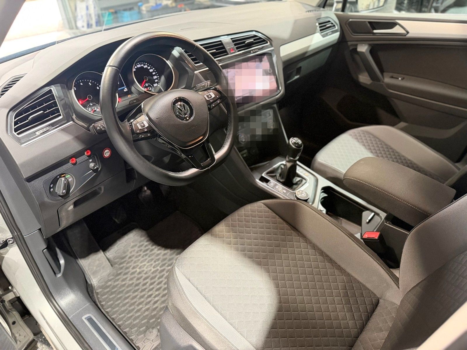 Volkswagen Tiguan 1,4 TSI 4M *Comfortl.*NAVI*CAM*STAND.HEIZ foto 12