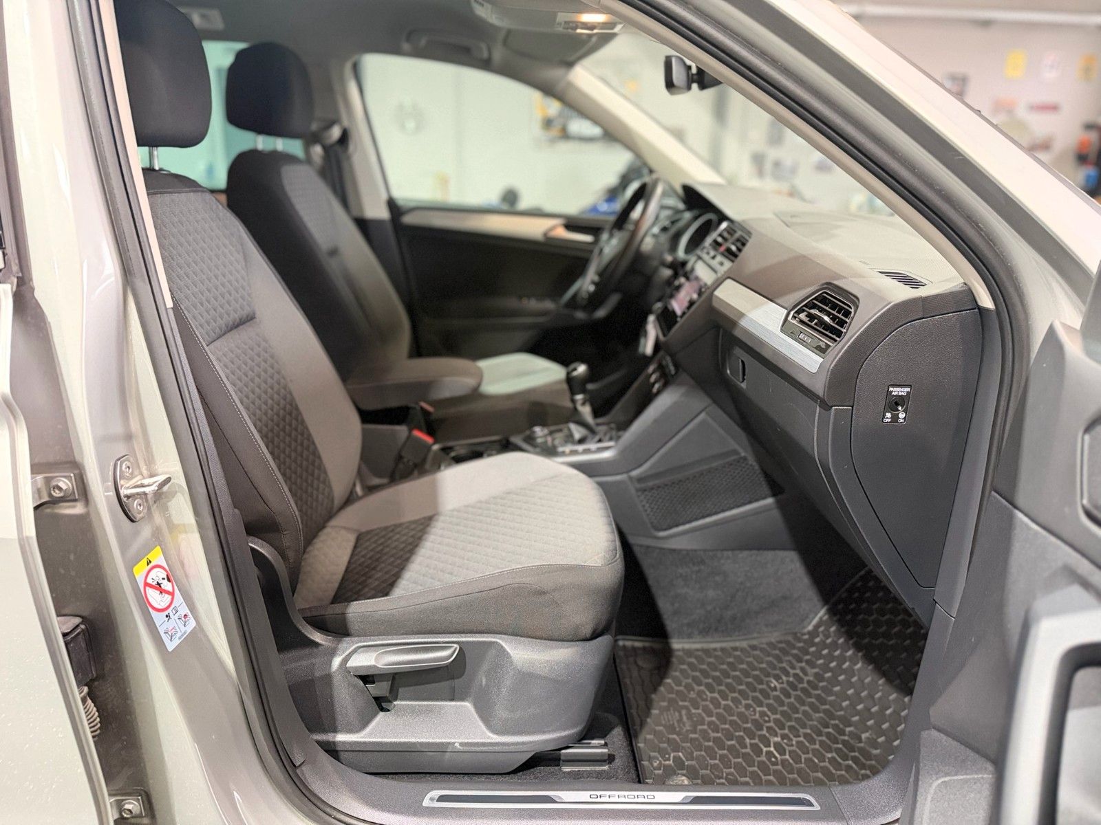 Volkswagen Tiguan 1,4 TSI 4M *Comfortl.*NAVI*CAM*STAND.HEIZ foto 15