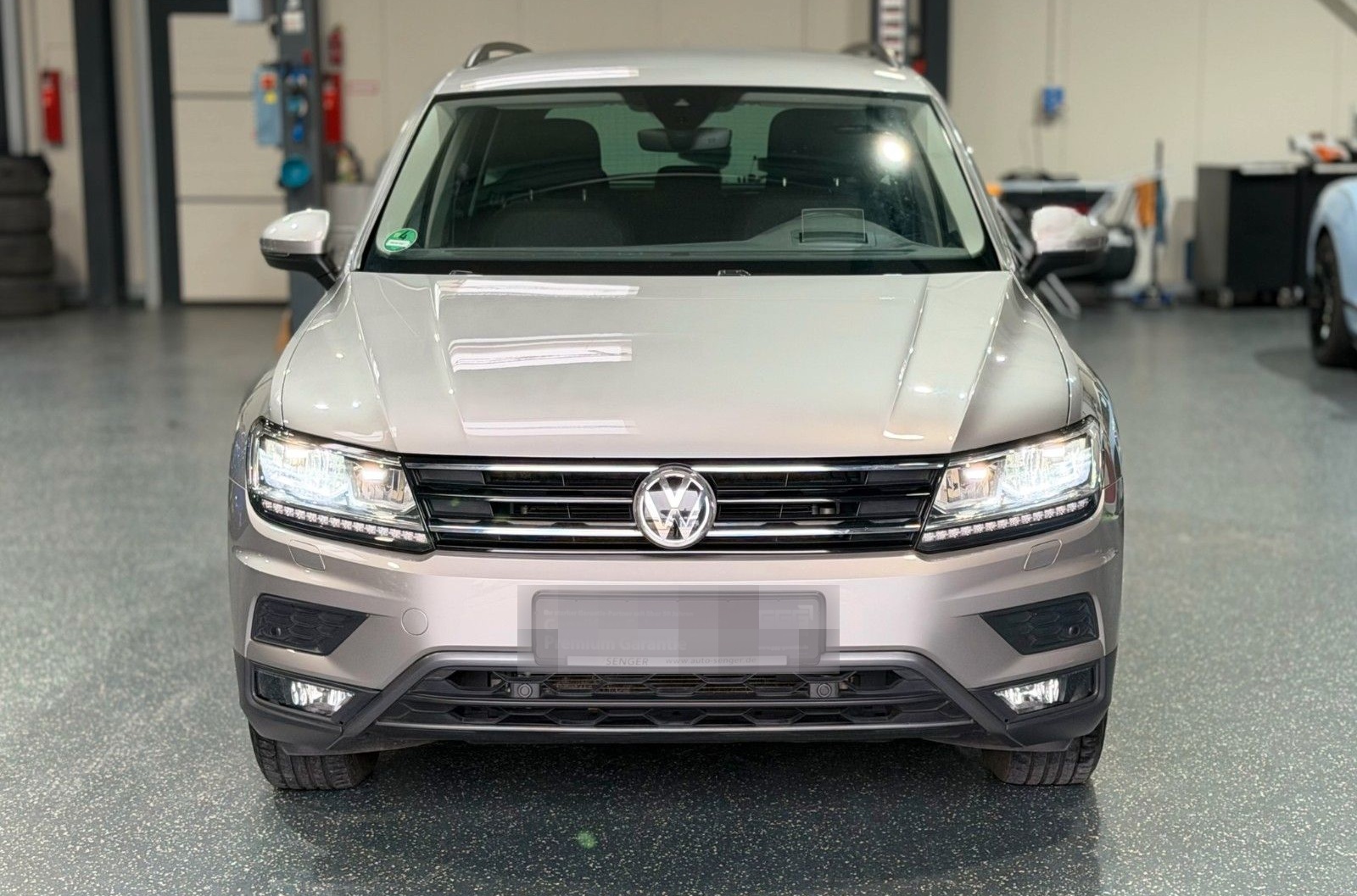 Volkswagen Tiguan 1,4 TSI 4M *Comfortl.*NAVI*CAM*STAND.HEIZ foto 7