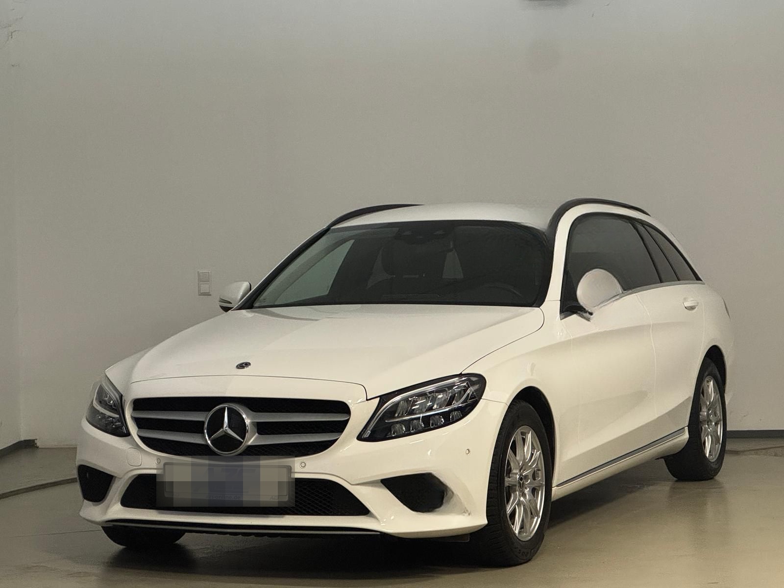 Mercedes-Benz C 180 T CDI | AHK | LED | Navi | SFW | 1. Hd | foto 2