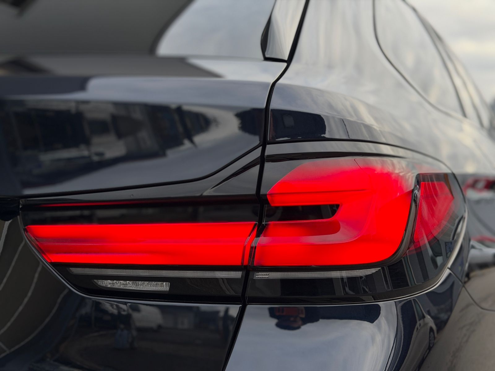 BMW 530 d xDrive M-SPORT Cognac H&K Laser HuD ACC 20 foto 12