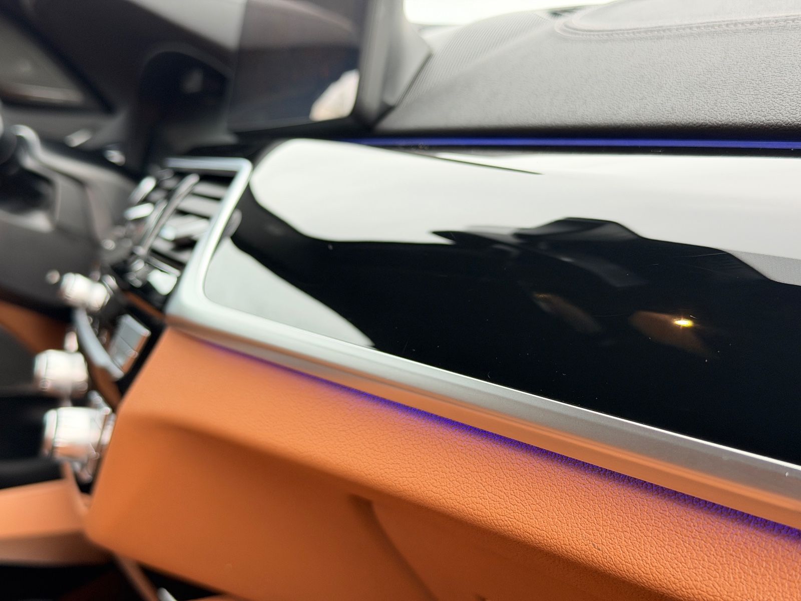 BMW 530 d xDrive M-SPORT Cognac H&K Laser HuD ACC 20 foto 24