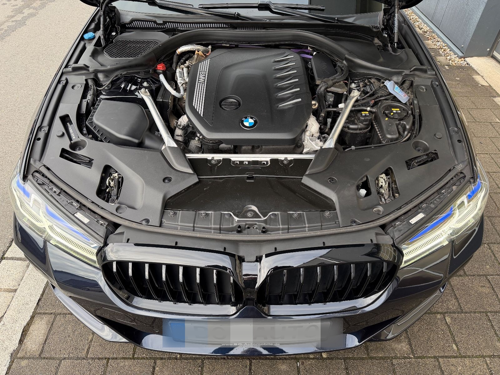 BMW 530 d xDrive M-SPORT Cognac H&K Laser HuD ACC 20 foto 8