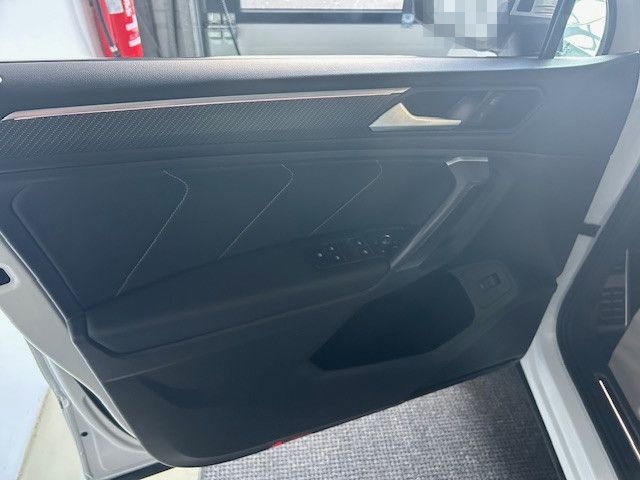 Volkswagen Tiguan Allspace R-Line 4Motion foto 11