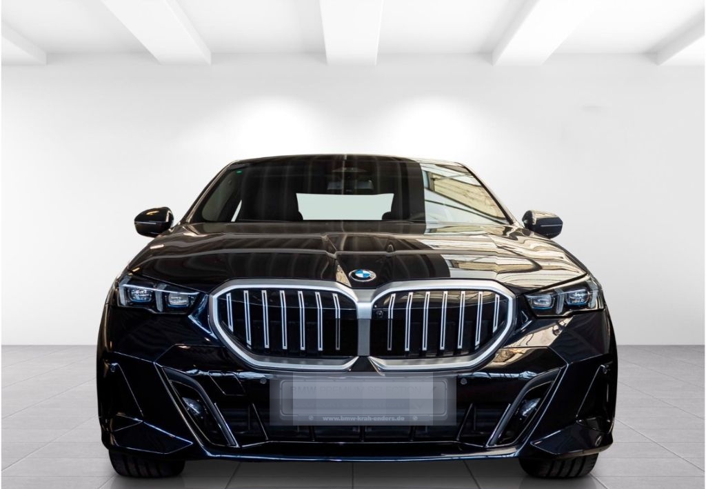 BMW 520 dxDriveMSport+Navi+HUD+Klimasitze+360 Kamera foto 2