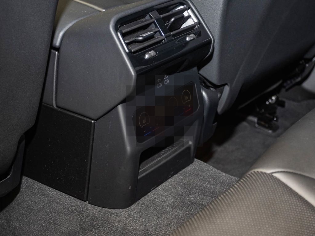 BMW 520 dxDriveMSport+Navi+HUD+Klimasitze+360 Kamera foto 13