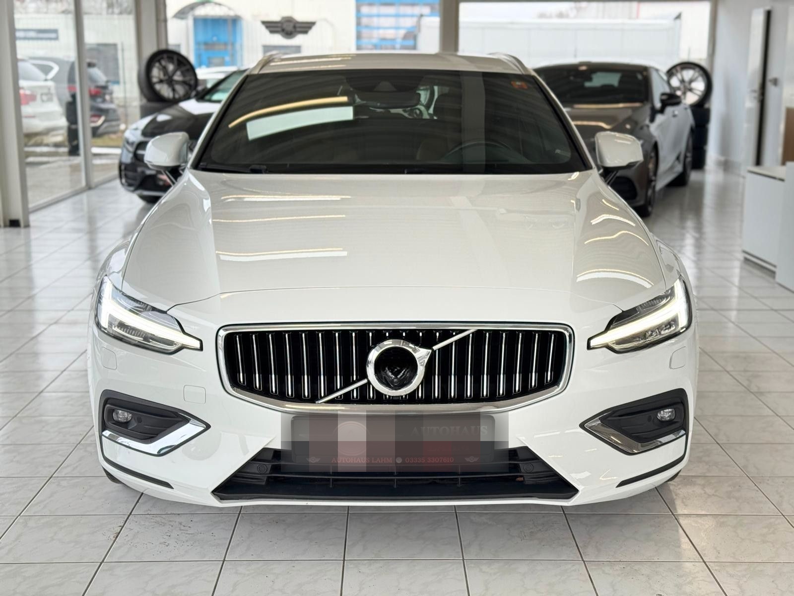 Volvo V60 D4 Kombi Inscription"Auomatik"LEDER"HEAD UP" foto 4