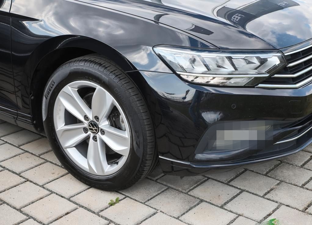 Volkswagen Passat Variant 2.0 TDI Business DSG AHK Nav RüKa foto 3