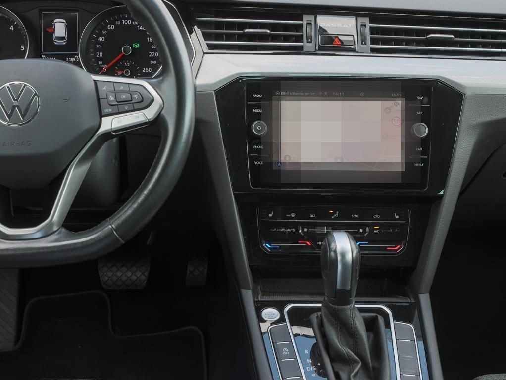 Volkswagen Passat Variant 2.0 TDI Business DSG AHK Nav RüKa foto 9