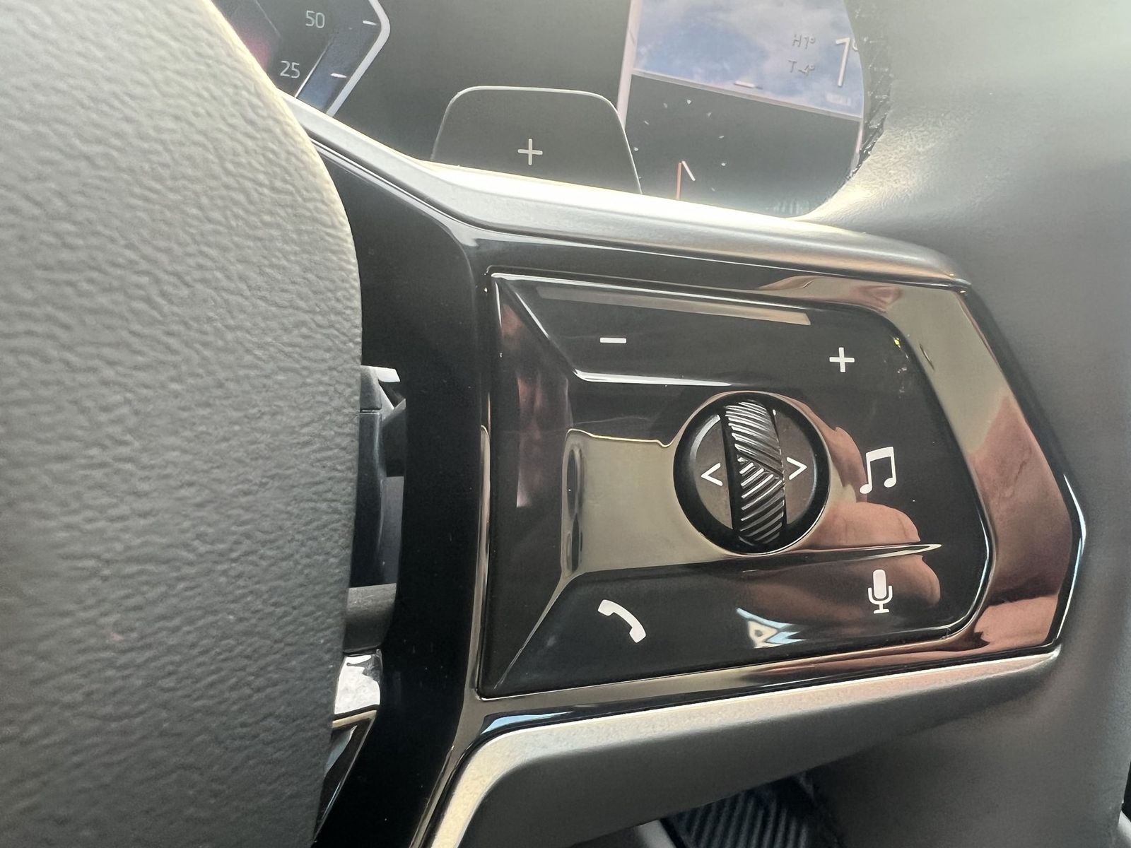 BMW 520d AHK HiFi DAB LED Komfortzg. foto 14
