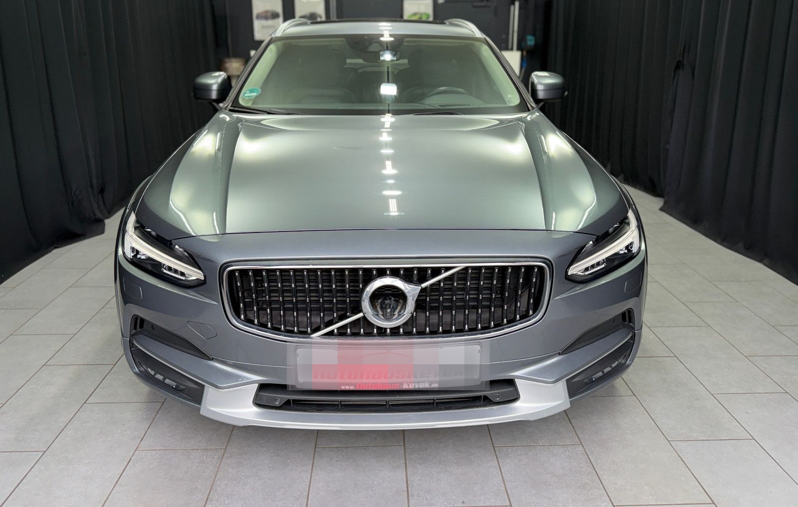 Volvo V90 Cross Country Pro AWD|HuD|H&K|360°|PANO foto 10