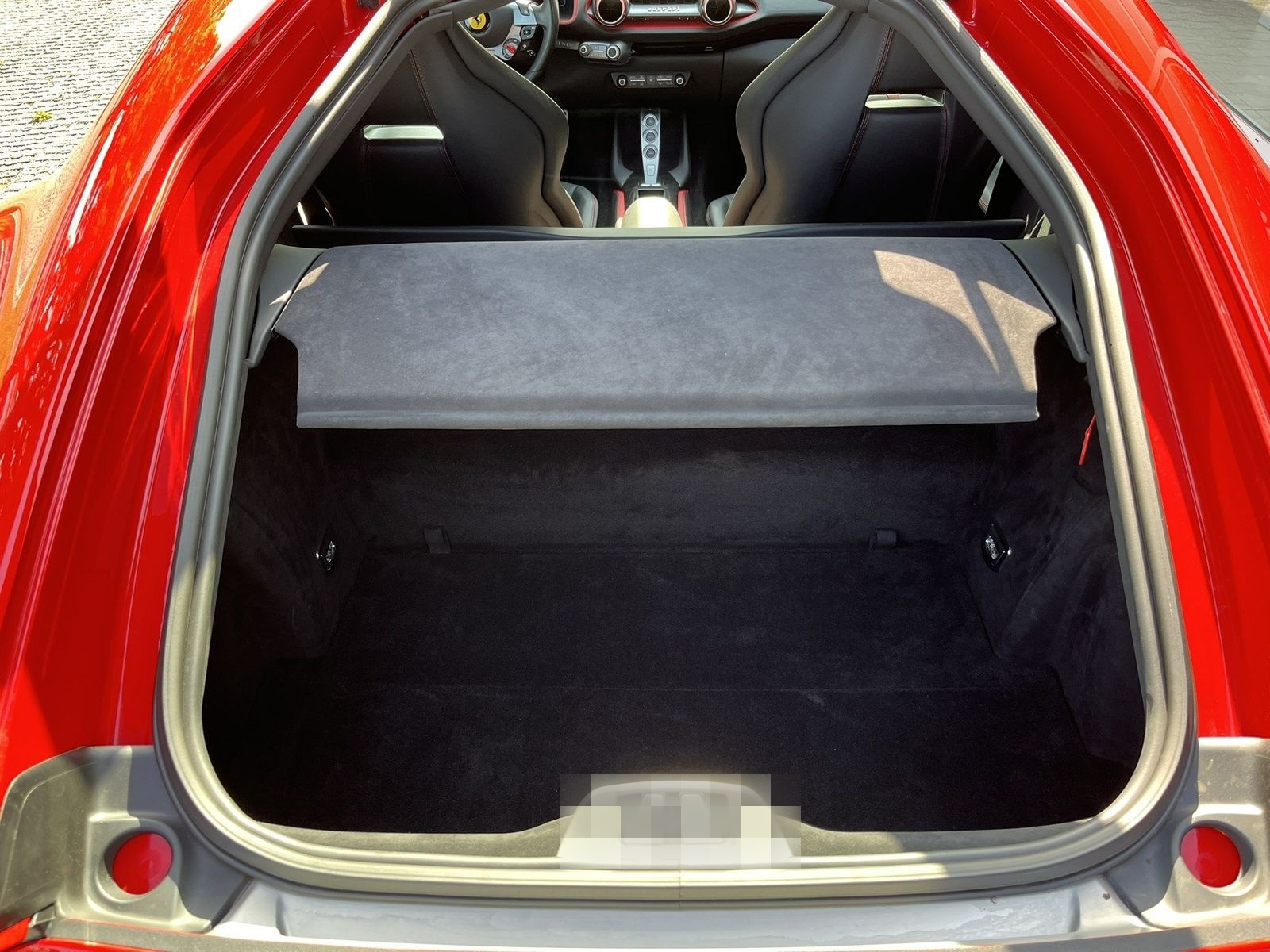 Ferrari 812 Superfast 1. Hand * Kamera * Lift-System * foto 11