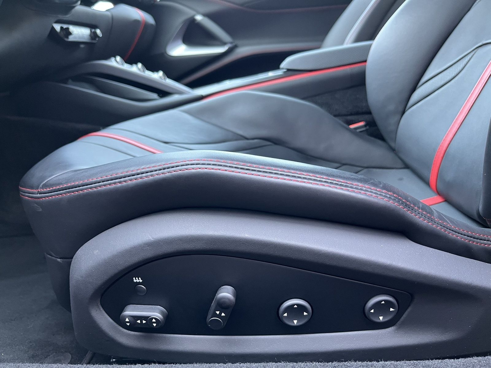 Ferrari 812 Superfast 1. Hand * Kamera * Lift-System * foto 19