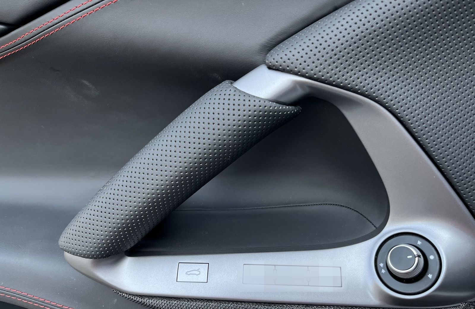 Ferrari 812 Superfast 1. Hand * Kamera * Lift-System * foto 21