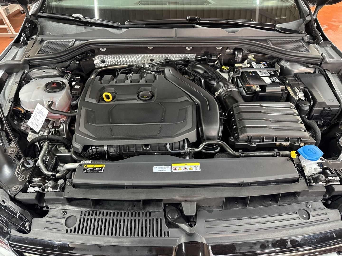 Volkswagen Golf 1.5 eTSI R-Line DSG ACC+Kamera+LED+Navi foto 7