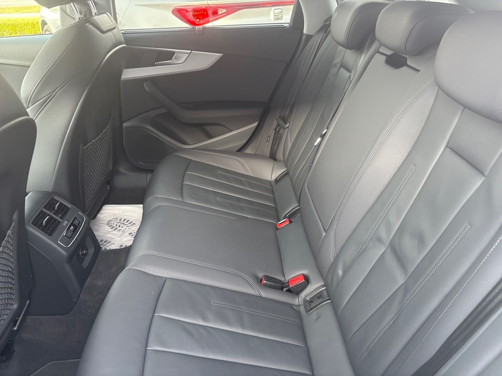 Audi A4 Avant 35 TDI S tronic S LINE +LED +ACC +RKAM foto 15