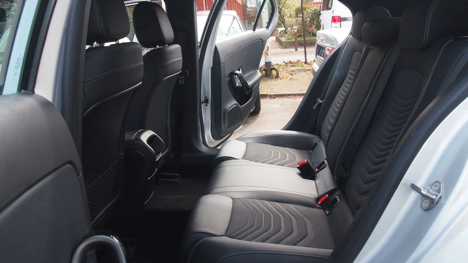 Mercedes-Benz A 180 foto 24