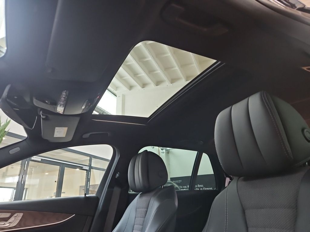 Mercedes-Benz E 200 T Avantg. AHK ACC Memory Massage 360° LED foto 17
